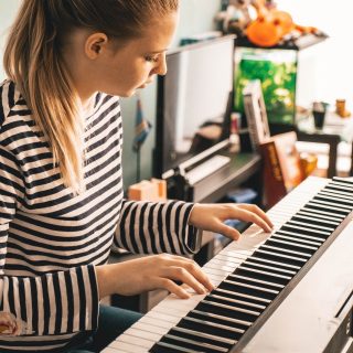 Best Piano Keyboards for Beginners India